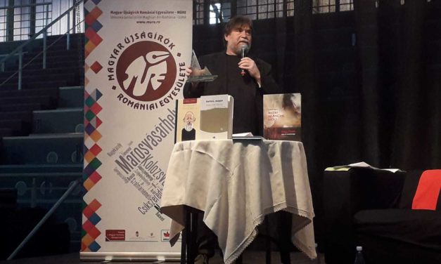 MÚRE-díjak, könyvek közt, az Arénában