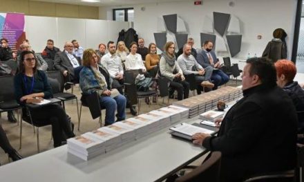 Máriás Endre maradt a VMÚE elnöke