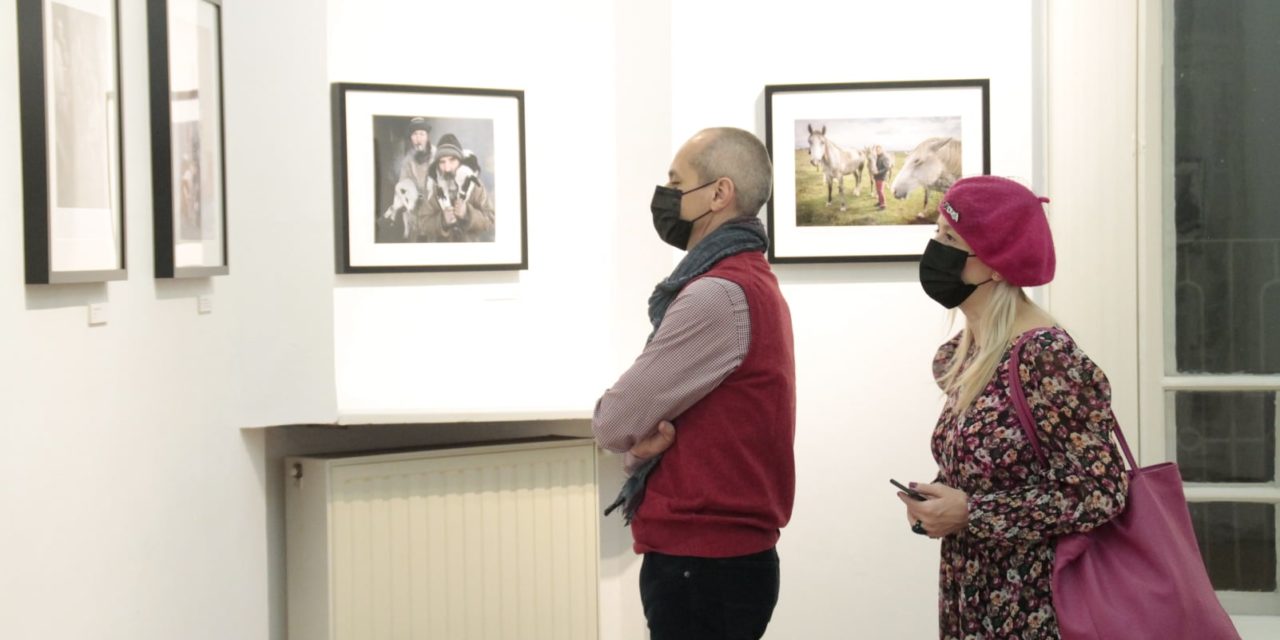 Sajtófotó tárlataink Bukarestben és Sepsiszentgyörgyön