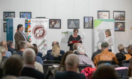 Antal Joós Erika szakmai díjához