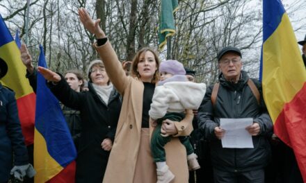 Tiltakozunk a jogsértő házkutatás ellen!